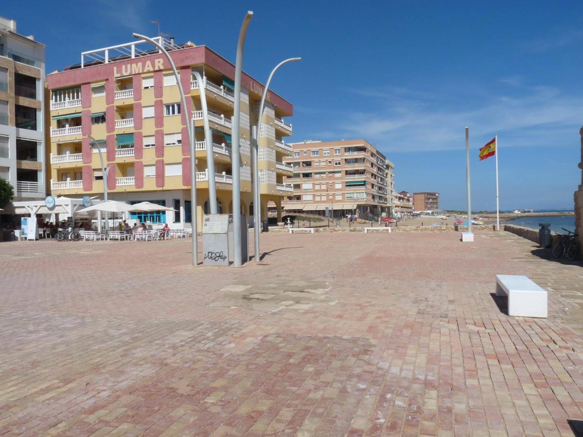 Modern Apartment Near Beach La Mata  Eksteriør bilde